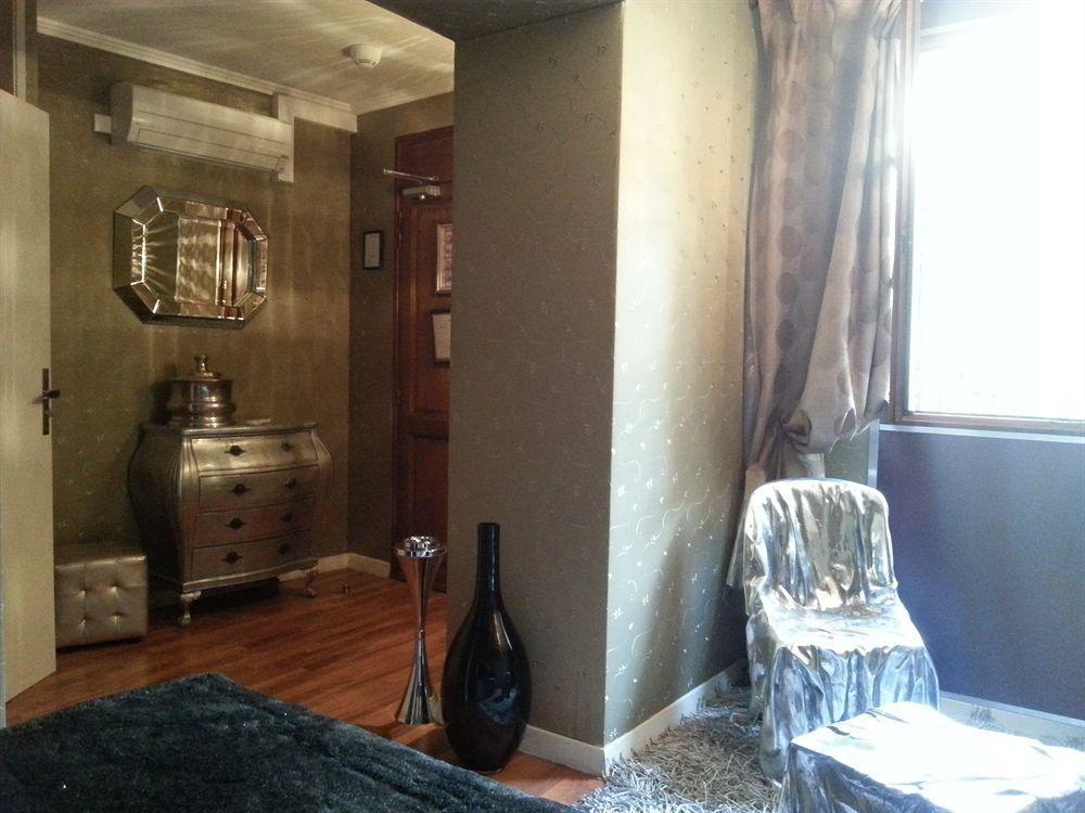 Hotel Le Saint Laurent Ngoại thất bức ảnh